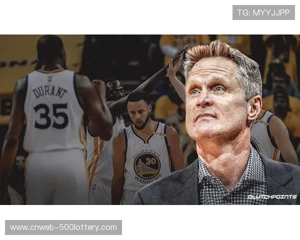 柏林联合球员安萨在比赛中被犯规后摔倒，裁判判罚引关注